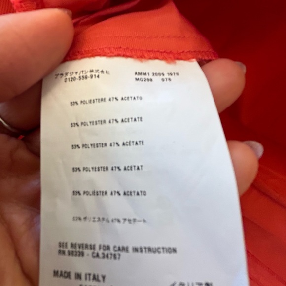 Authentic Miu Miu taffeta skirt size 38. Worn once. Pristine. - Picture 4 of 4